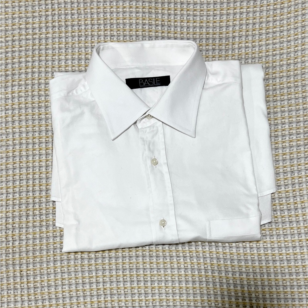 White button down dress shirt for men, worn once, size 42.